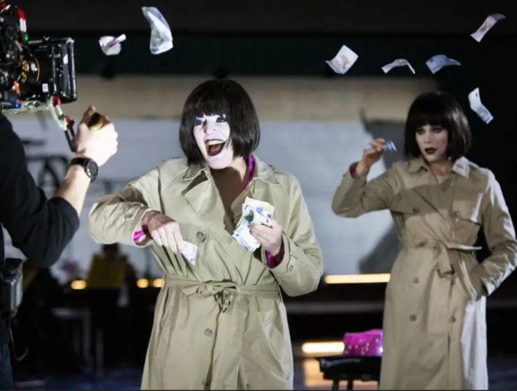 Die sieben Todsünden: toeters en bellen Die sieben Todsünden