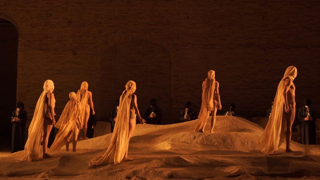 A CRUDE (OIL) AÏDA - part 1 Aïda