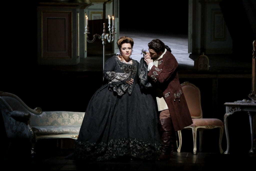 Adriana vs. Adriana: 1-1 Adriana