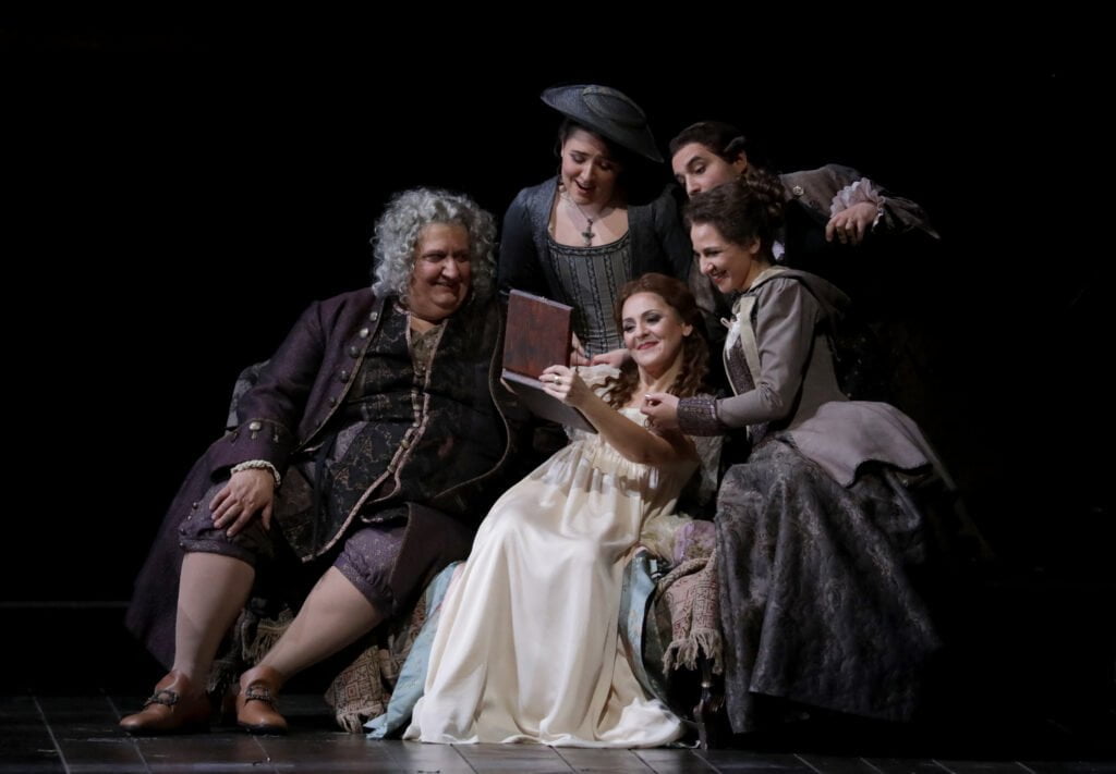 Adriana vs. Adriana: 1-1 Adriana