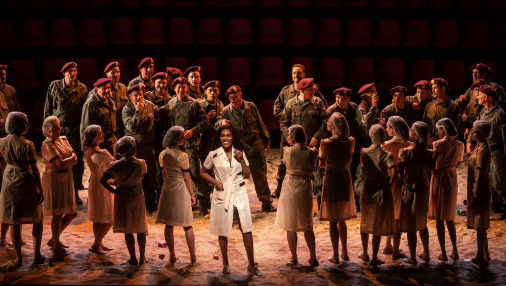 CARMEN bij DNO. Terug naar de plaats van de misdaad. Carmen