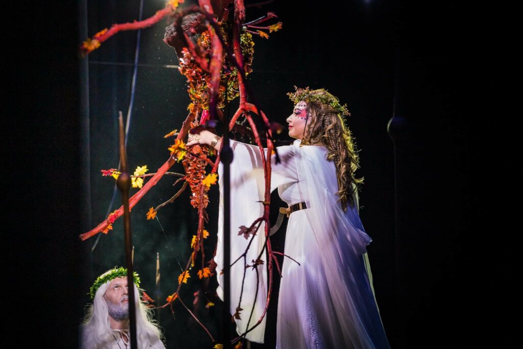 Elena Moşuc: "Viel Sehnsucht nach dem Opernhaus Zürich."