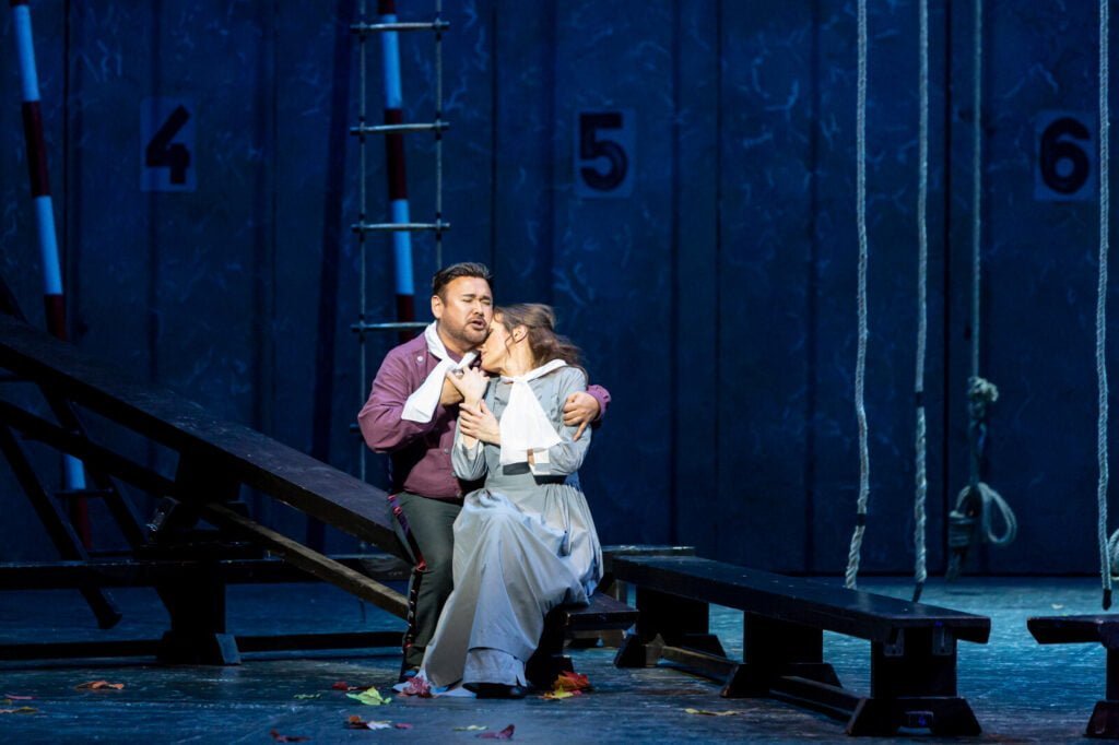 Lucia chez Charcot Lucia di Lammermoor