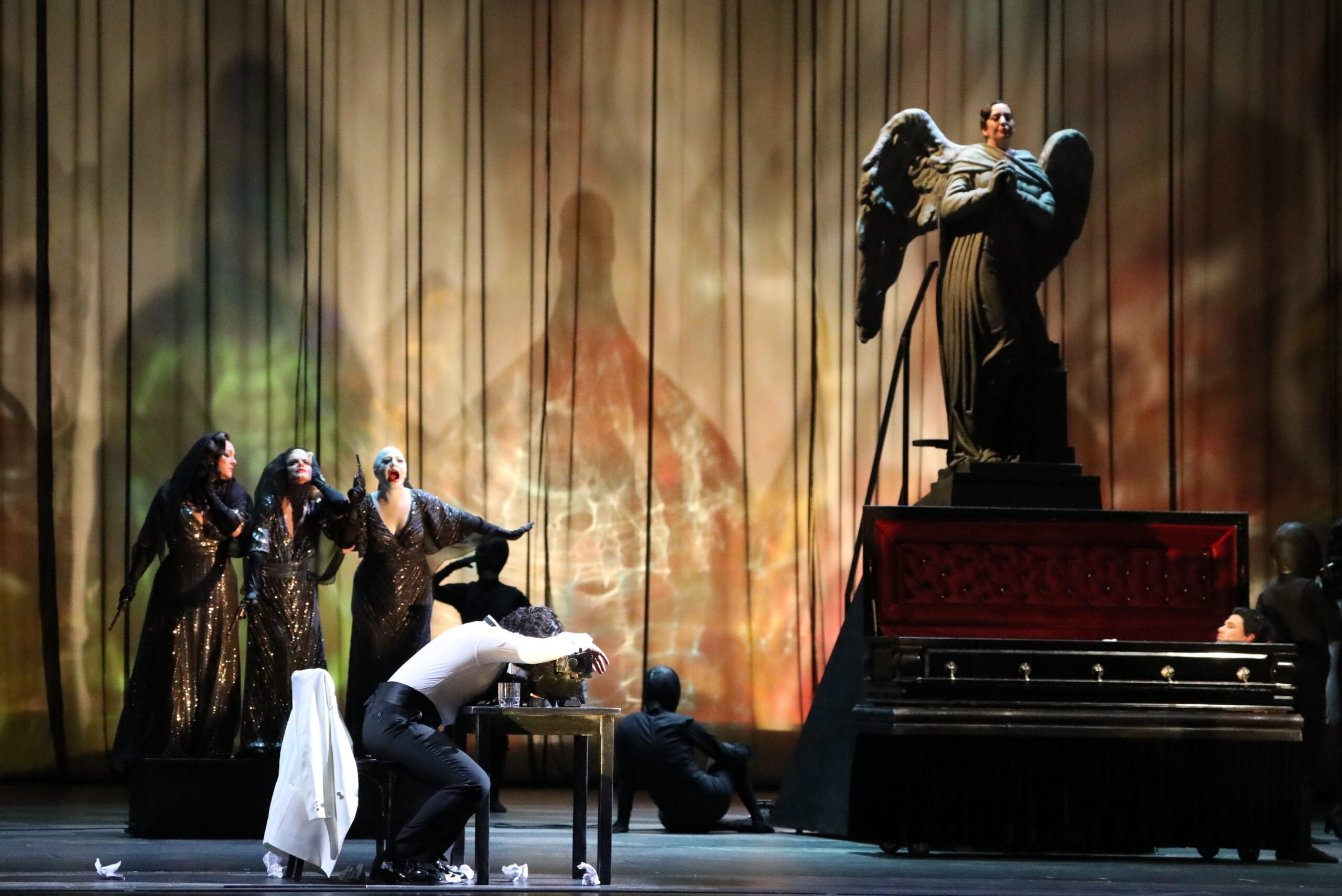 LES CONTES alla Scala Les Contes