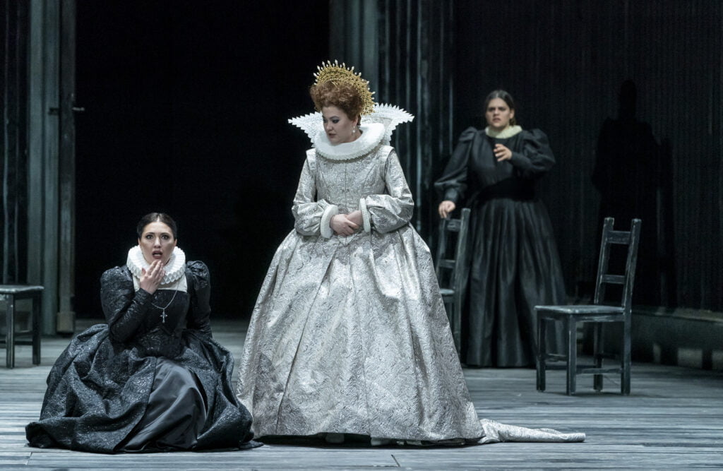 Maria Stuarda - Dutch National Opera ©Ben van Duin 036 Maria Stuarda