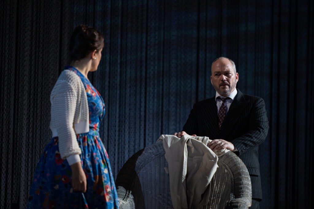 La Traviata - Teatro dell’Opera di Roma (italian) La Traviata