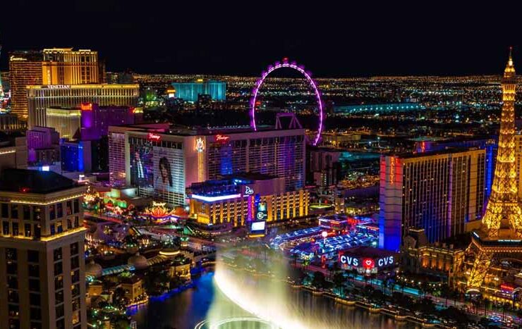 LA SOCIETÀ DELLO SPETTACOLO