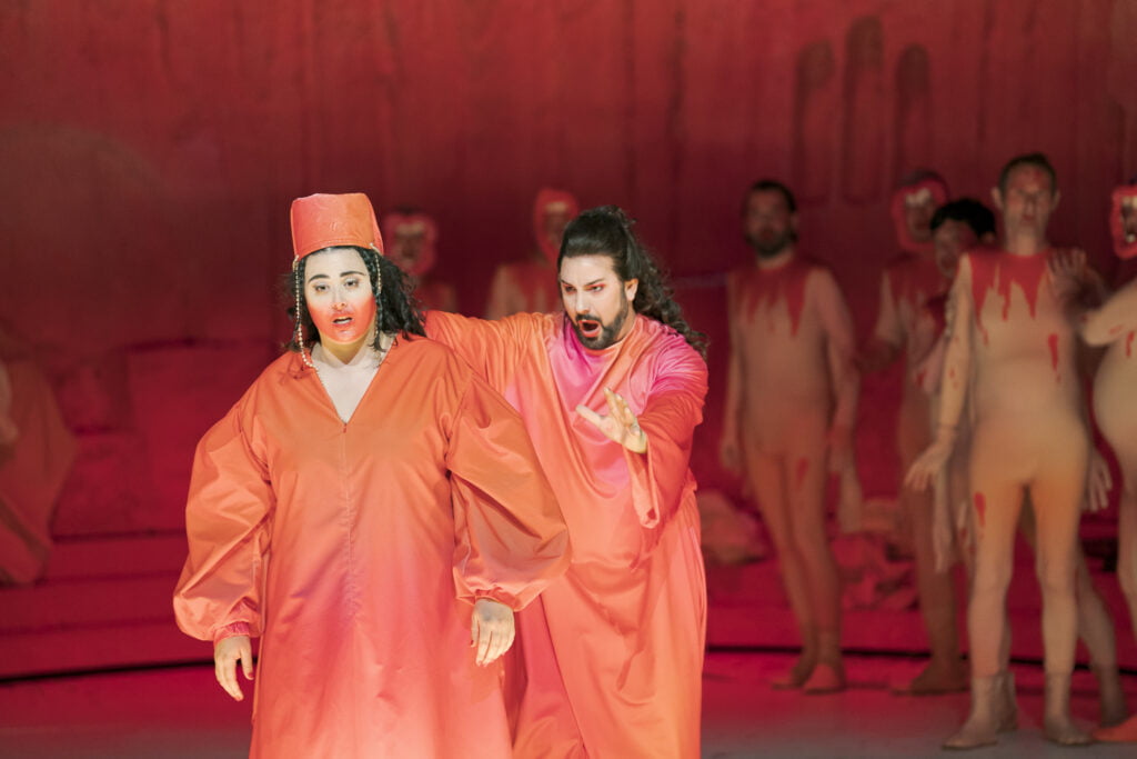 Les Martyrs. Van grand opéra tot revue. Les Martyrs