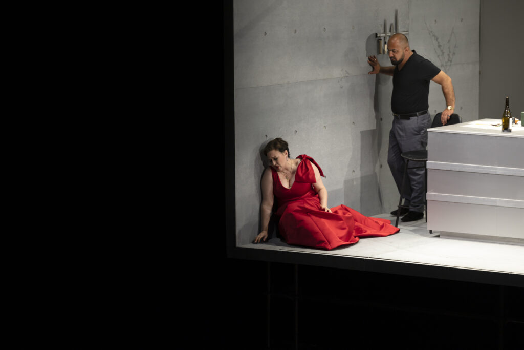 Elena Stikhina, Gevorg Hakobyan Credit Koen Broos - De Nationale Opera Tosca